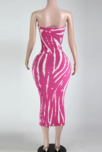 Load image into Gallery viewer, Pretty In Pink Bodycon Dress
